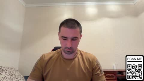 Snapshot of hard_to_obey chatting on 05-07-26, 06:02 Vadim online show from 05-07-26, 06:02