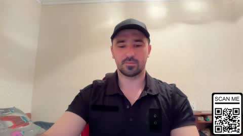 Snapshot of hard_to_obey chatting on 05-16-26, 12:26 Vadim online show from 05-16-26, 12:26