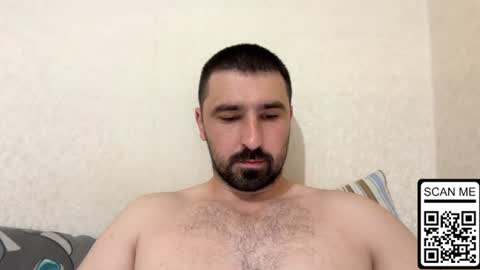 Snapshot of hard_to_obey chatting on 06-12-26, 07:02 Vadim online show from 06-12-26, 07:02