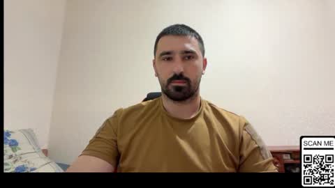 Snapshot of hard_to_obey chatting on 06-14-26, 12:29 Vadim online show from 06-14-26, 12:29
