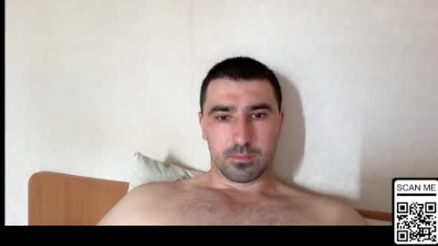 Snapshot of hard_to_obey chatting on 06-22-26, 10:45 Vadim online show from 06-22-26, 10:45