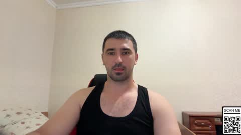 Snapshot of hard_to_obey chatting on 06-23-26, 06:17 Vadim online show from 06-23-26, 06:17