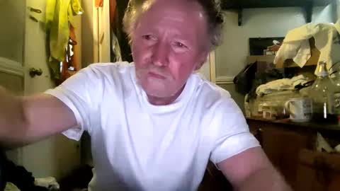 Snapshot of hardalt chatting on 09-14-25, 02:49 hardalt online show from 09-14-25, 02:49