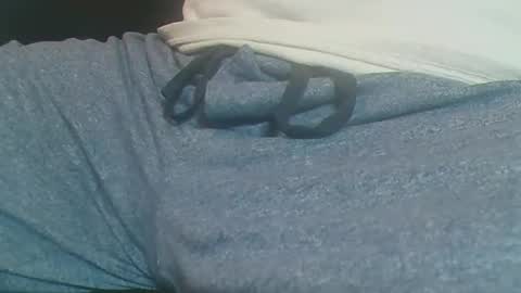 Snapshot of hardcanuck59 chatting on 12-17-24, 01:50 Horny and Hard all the time online show from 12-17-24, 01:50