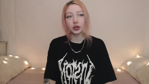 Emily online show from 05-10-26, 07:52