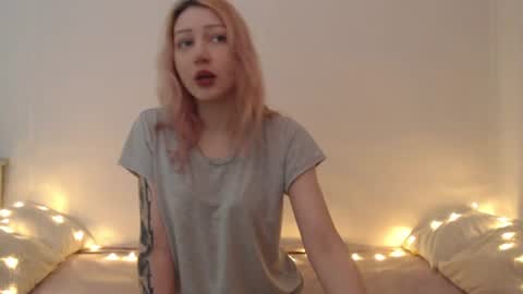 Emily online show from 06-18-26, 10:03