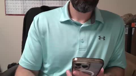 Snapshot of hardcoremike35 chatting on 10-04-25, 02:04 HcoreMike online show from 10-04-25, 02:04