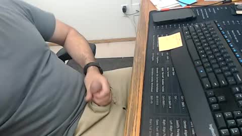 Snapshot of hardcumcan chatting on 06-18-26, 08:24 hardcumcan online show from 06-18-26, 08:24