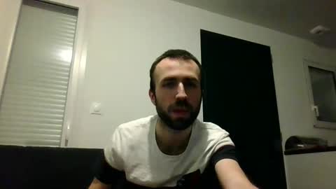 Snapshot of hardmika chatting on 02-13-25, 11:58 Mika online show from 02-13-25, 11:58