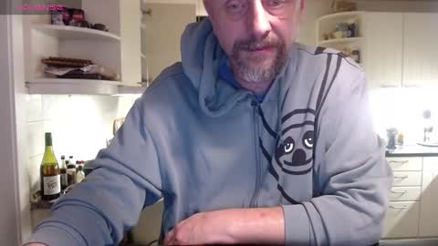 MrLazy online show from 12-09-24, 06:35