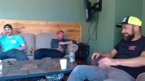 Snapshot of hardworkertn chatting on 04-11-26, 04:00 hardworkertn online show from 04-11-26, 04:00