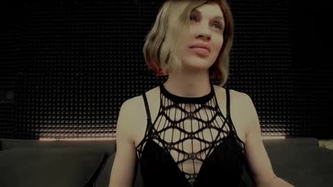 Snapshot of hardy_green chatting on 02-27-26, 04:56 Miss Hardy online show from 02-27-26, 04:56