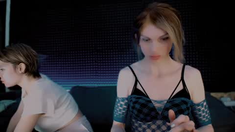 Snapshot of hardy_green chatting on 04-05-26, 04:09 Miss Hardy online show from 04-05-26, 04:09