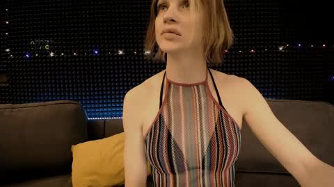 Miss Hardy online show from 05-11-26, 01:50
