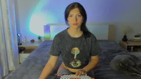 Snapshot of haristinali chatting on 07-20-26, 04:42 Sophia Haristinali online show from 07-20-26, 04:42