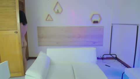 Snapshot of harknite chatting on 12-11-24, 11:43 harknite online show from 12-11-24, 11:43