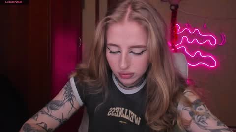 Julia online show from 01-15-25, 05:08