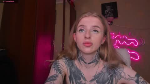 Julia online show from 01-18-25, 07:59