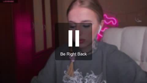 Julia online show from 02-07-25, 05:10