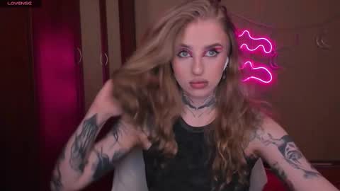 Julia online show from 02-09-25, 05:40