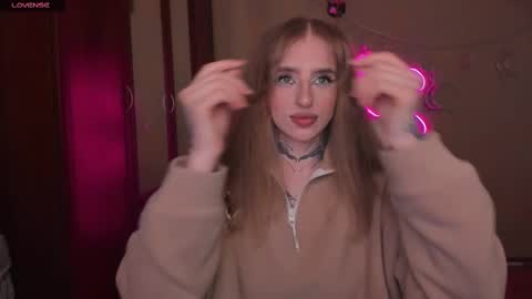 Julia online show from 02-24-25, 05:22