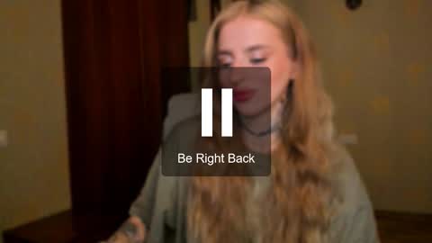 Julia online show from 09-11-25, 06:02