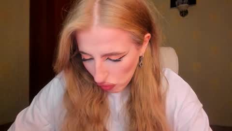 Julia online show from 09-22-25, 05:31