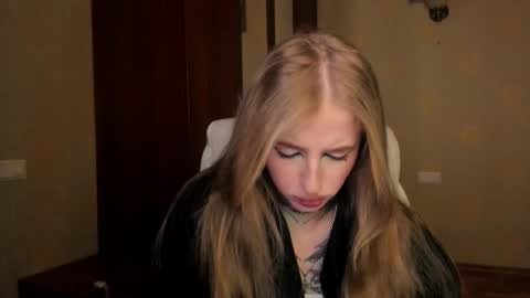 Julia online show from 12-16-25, 05:12