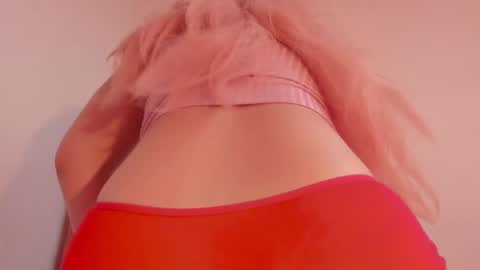 Snapshot of harley_red chatting on 11-06-25, 06:47 Annie online show from 11-06-25, 06:47