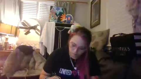 Snapshot of harleyquinnsey chatting on 10-03-25, 08:22 Harley online show from 10-03-25, 08:22