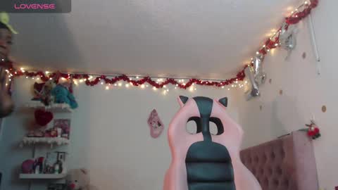 Snapshot of harmonie_brown chatting on 01-28-25, 11:39 ig harmonie browns online show from 01-28-25, 11:39