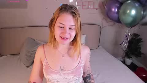 Christine online show from 09-15-25, 01:05