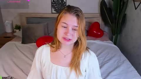 Christine online show from 09-16-25, 12:22