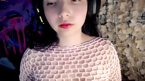 Harmonys World online show from 09-28-25, 01:55