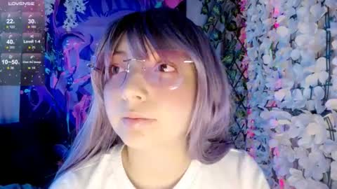 Snapshot of harmonys_couple_ chatting on 11-11-25, 07:58 Harmonys World online show from 11-11-25, 07:58