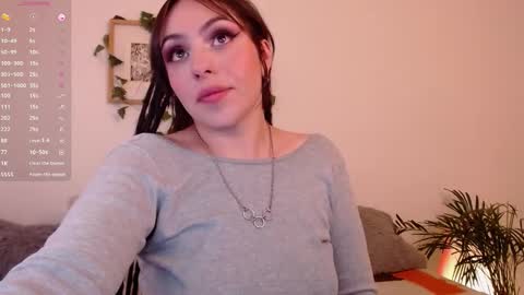 Snapshot of harmonyy01 chatting on 01-08-25, 04:02 Harmony Please help me to reach 100 thumbs up online show from 01-08-25, 04:02