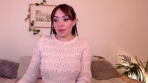 Snapshot of harmonyy01 chatting on 01-14-25, 05:19 Harmony Please help me to reach 100 thumbs up online show from 01-14-25, 05:19