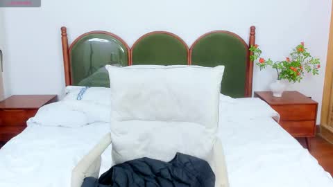 helen online show from 02-05-26, 02:49