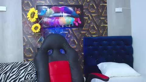 Harry online show from 10-13-25, 03:23