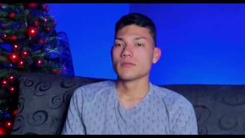 Snapshot of harrydavidsonx chatting on 01-03-25, 05:39 ... online show from 01-03-25, 05:39