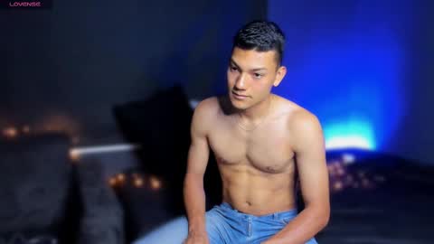 Snapshot of harrydavidsonx chatting on 02-22-25, 02:19 ... online show from 02-22-25, 02:19