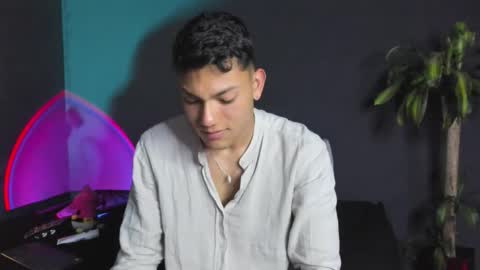 Snapshot of harrydavidsonx chatting on 09-28-25, 11:32 ... online show from 09-28-25, 11:32