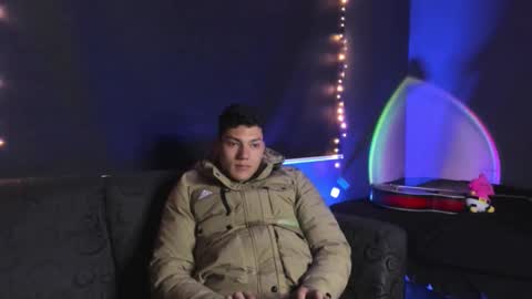 Snapshot of harrydavidsonx chatting on 10-12-25, 05:06 ... online show from 10-12-25, 05:06