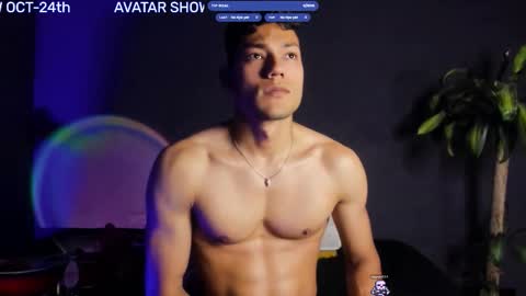 Snapshot of harrydavidsonx chatting on 10-18-25, 04:37 ... online show from 10-18-25, 04:37