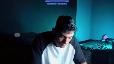 Snapshot of harrydavidsonx chatting on 11-08-25, 10:37 ... online show from 11-08-25, 10:37