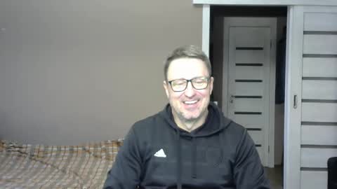HarrySnake online show from 01-18-25, 10:06