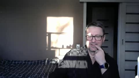 HarrySnake online show from 01-19-25, 07:04