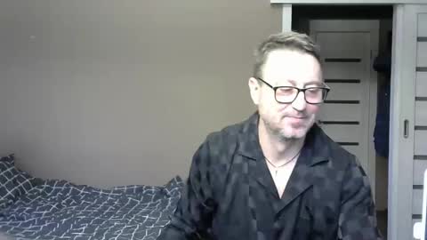 HarrySnake online show from 01-20-25, 06:42