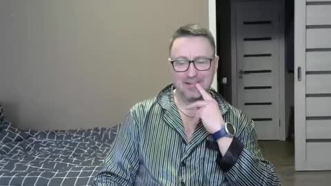 HarrySnake online show from 02-10-25, 06:31