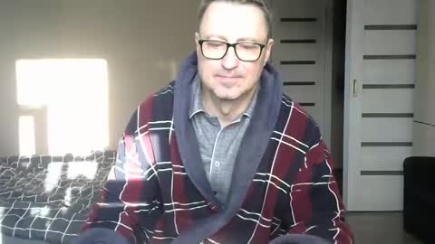 HarrySnake online show from 02-17-25, 06:31